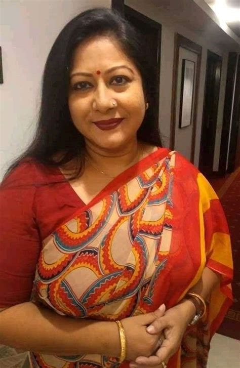 indian auntys xvideos|Indian desi aunty with young boy